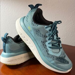 Keen Women's Teal and Black Athletic Shoes